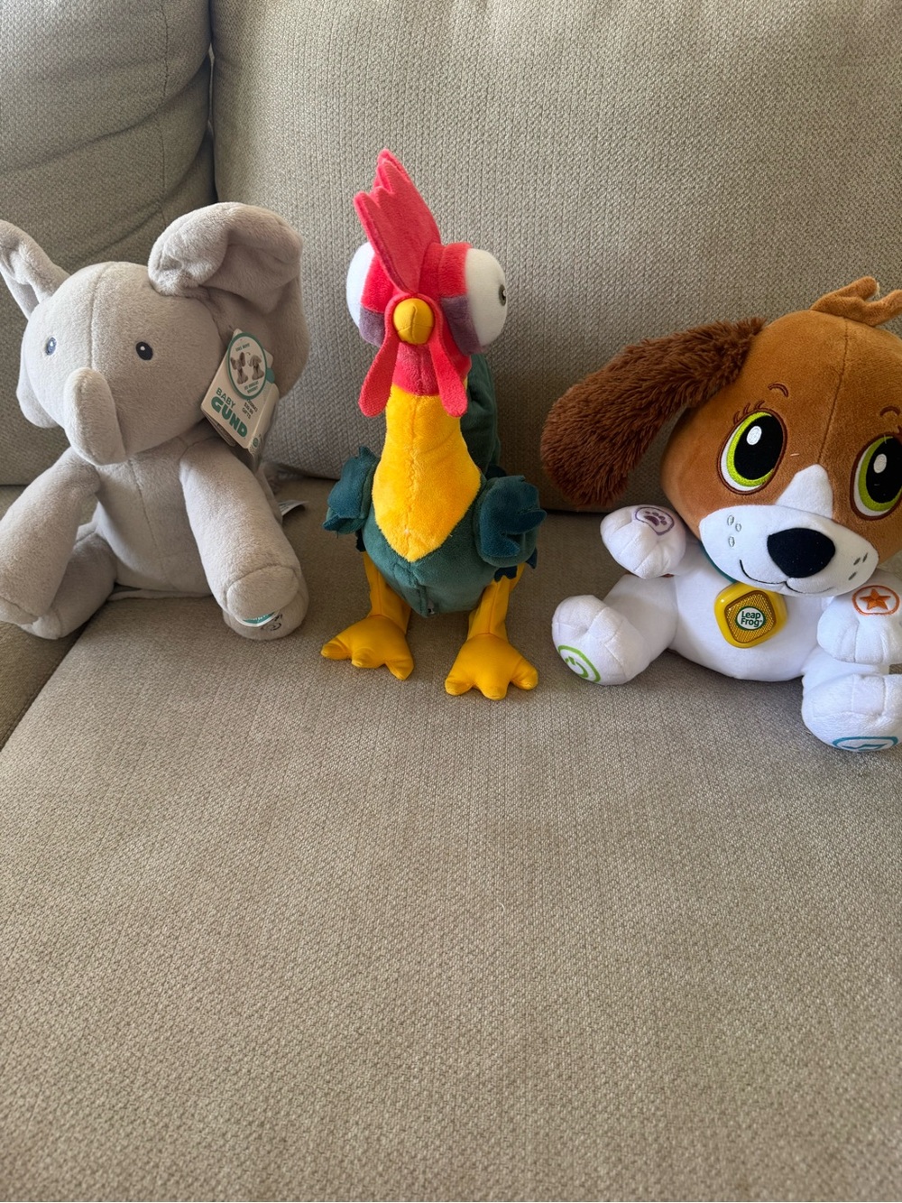 Bundle of 2 talking/singing plushies, all EUC, heihei & elephant
